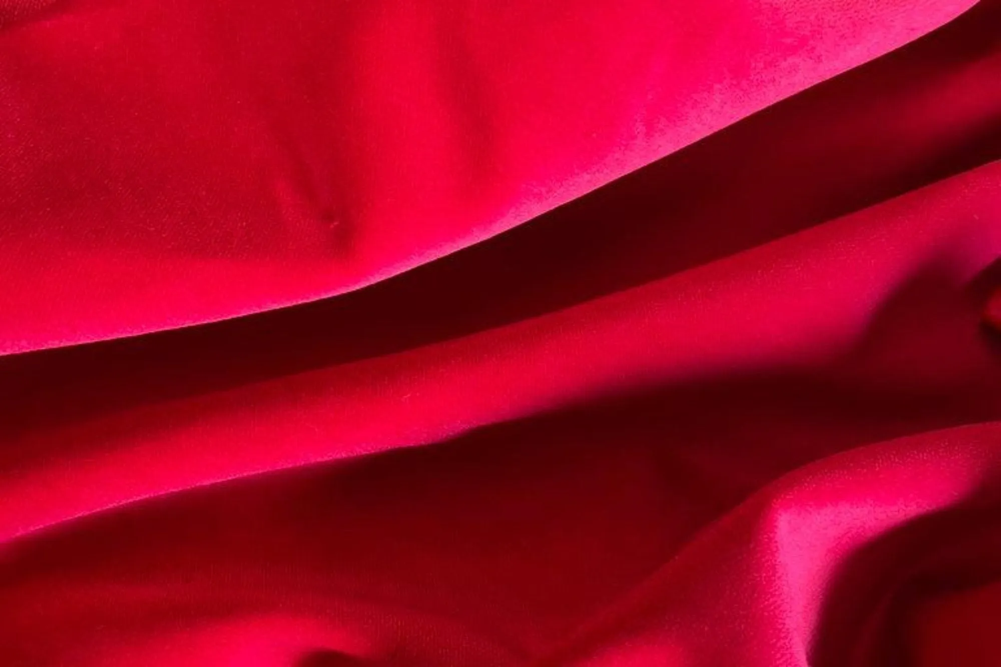 142cm wide SCARLETT Cotton Dressmaking Velveteen - Light Weight - 230  gsm - 142 cms