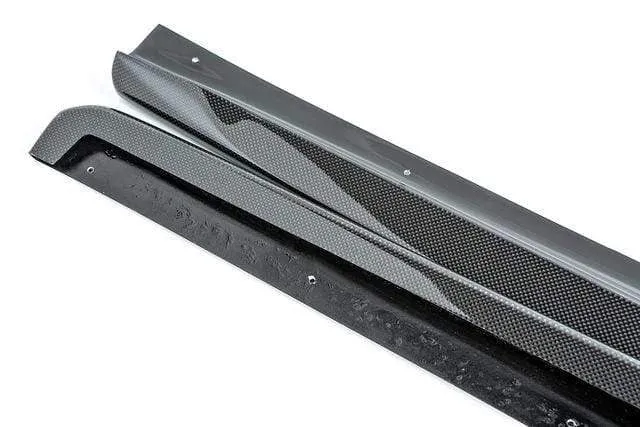 3D Design G30 5-Series Carbon Side Skirt Set