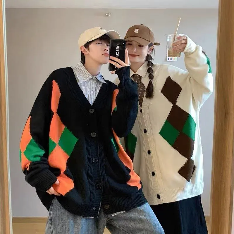 Plaid Knitted Unisex Loose Fit Woolen Yarn Cardigan